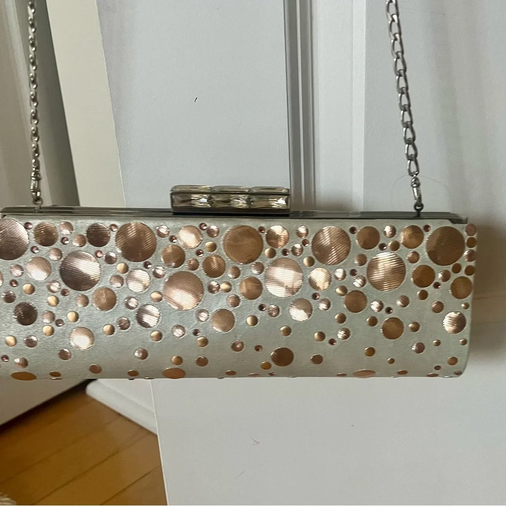 Elegant Silver and Gold Clutch Bag, New, 10.8’ - 4’ size - Picture 2 of 5